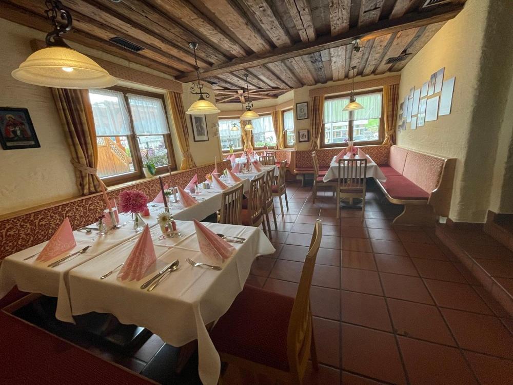 Restaurant-Pension Dorfwirt 바트키르히하임 외부 사진